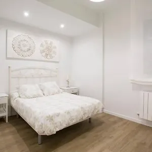 Alhondiga Flat By Next Stop Apartamento Bilbao