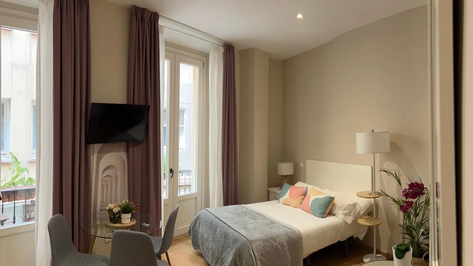 Be Happy Estudio Malaga Apartment